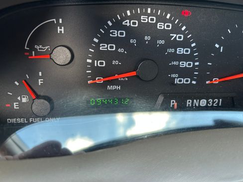 Used 2004 Ford F350 XLT image 6