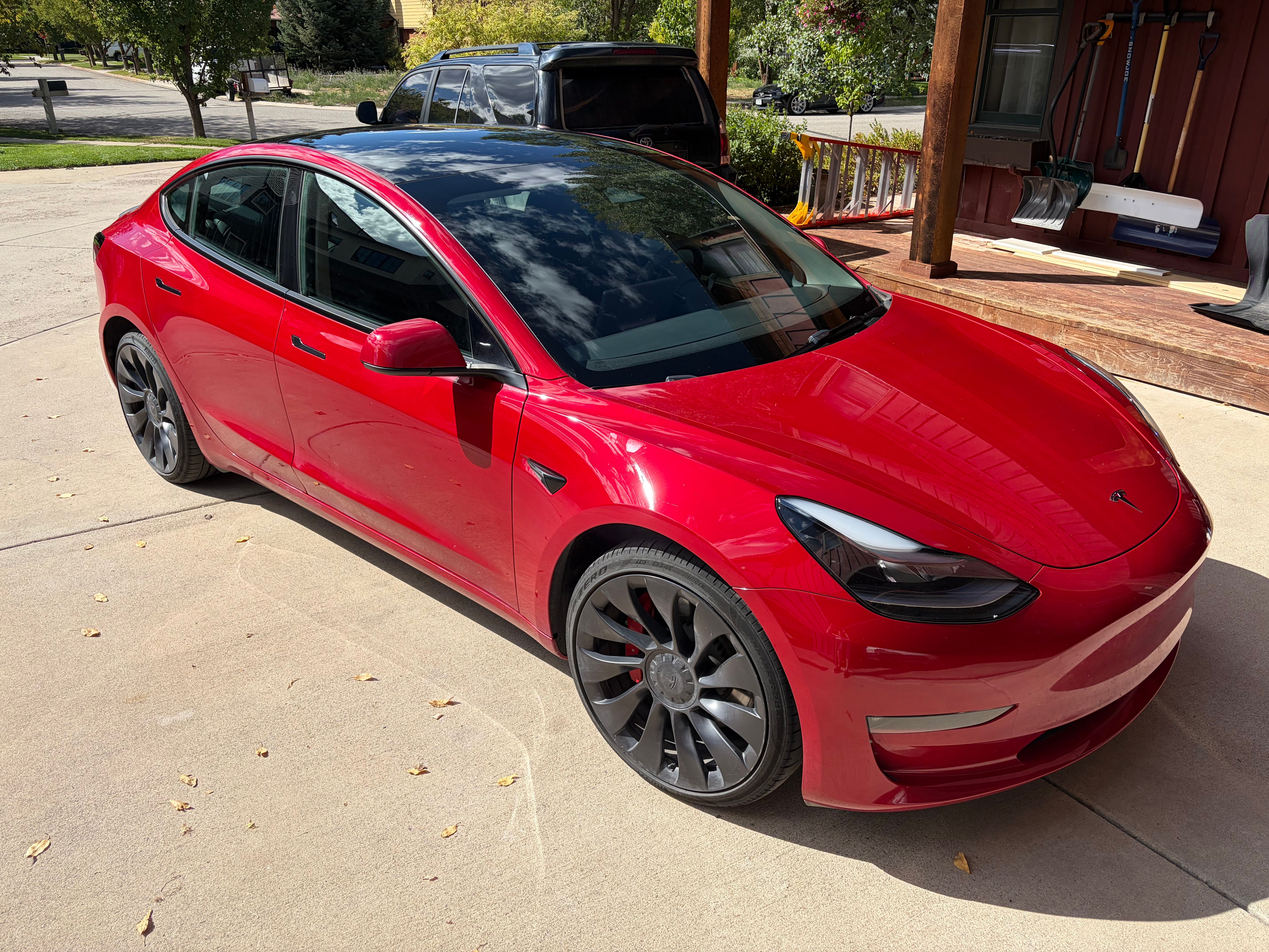 Used 2023 Tesla Model 3 Performance AWD/4WD image 2