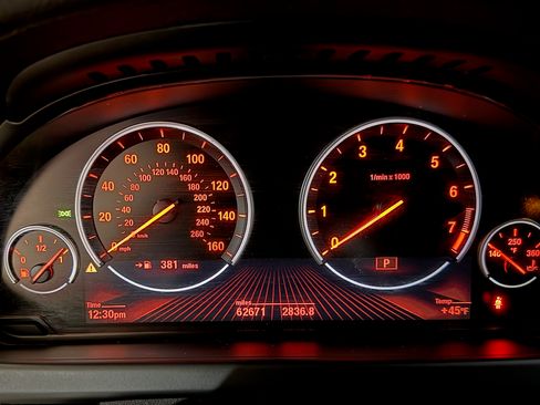 Used 2012 BMW 650i Convertible RWD image 13