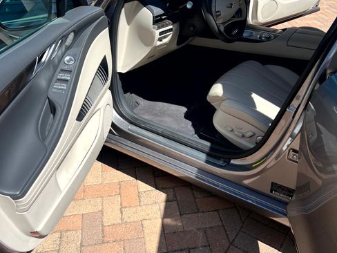 Used 2022 Genesis G80 2.5T w/ Prestige Package image 12