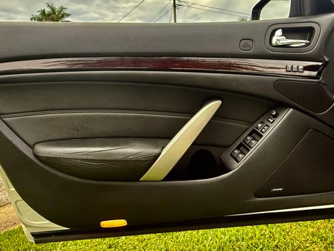 Used 2011 INFINITI G37 Sport w/ Premium Pkg image 14