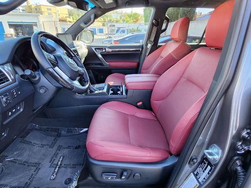 Used 2023 Lexus GX 460 Premium image 12