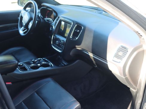 Used 2017 Dodge Durango R/T w/ Technology Group image 8