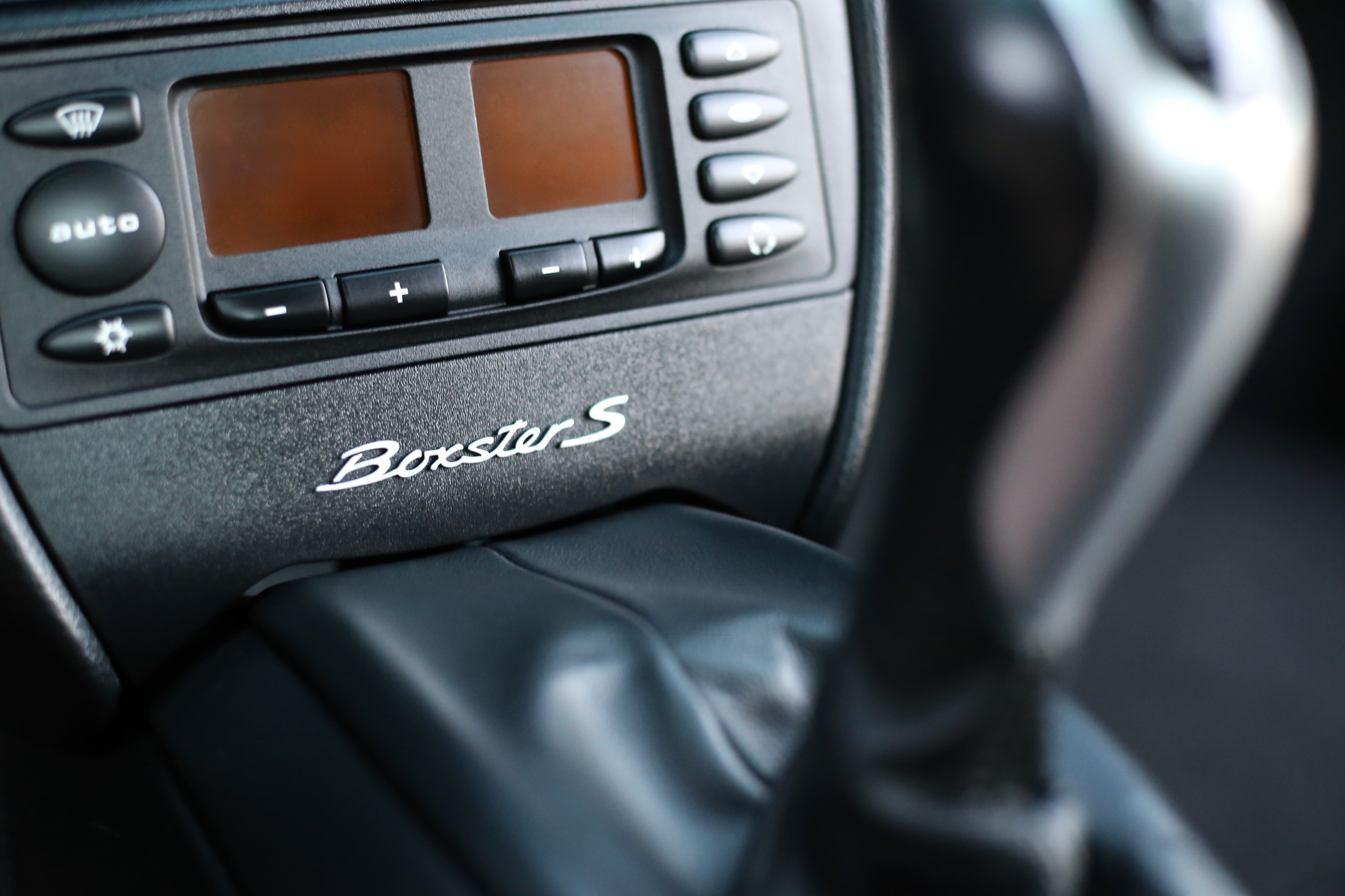 Used 2002 Porsche Boxster S RWD image 5