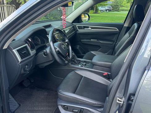 Used 2019 Volkswagen Atlas SE AWD/4WD image 6