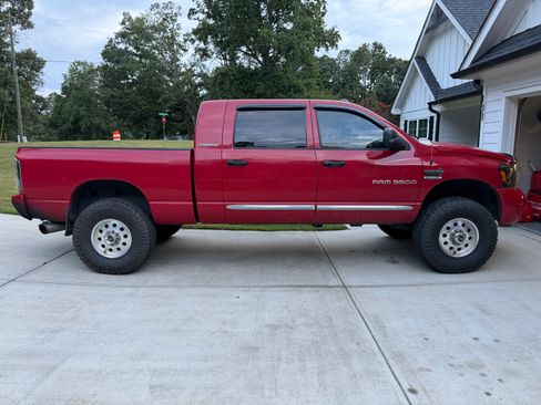 Used 2006 Dodge Ram 3500 Truck Laramie w/ Protection Group AWD/4WD image 5