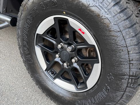 Used 2020 Jeep Wrangler Unlimited Rubicon w/ Dual Top Group image 6