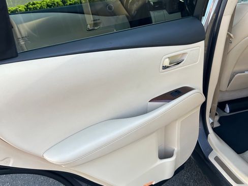 Used 2013 Lexus RX 350 AWD w/ Navigation Pkg image 8