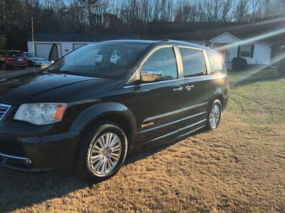 Used 2013 Chrysler Town & Country Limited