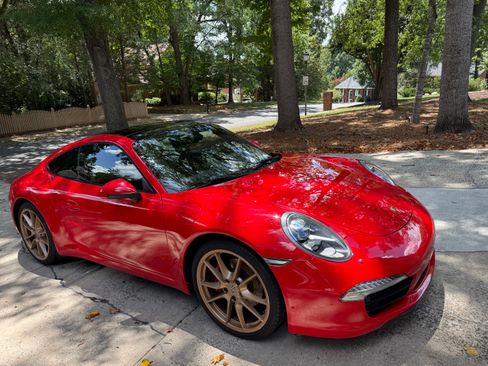 Used 2014 Porsche 911 Carrera RWD image 1