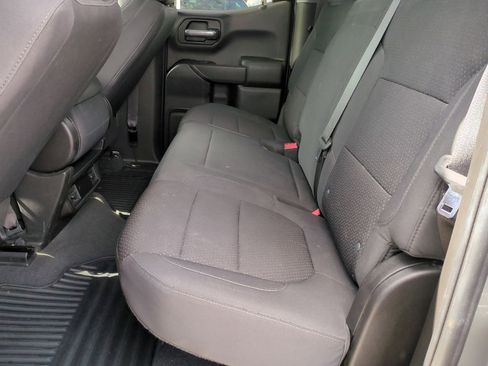 Used 2020 Chevrolet Silverado 1500 Custom w/ Infotainment Package image 9