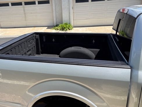 Used 2019 Ford F150 Lariat w/ Equipment Group 501A Mid AWD/4WD image 6