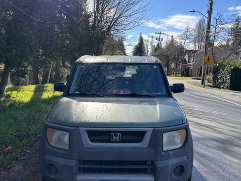 Used 2004 Honda Element LX image 1