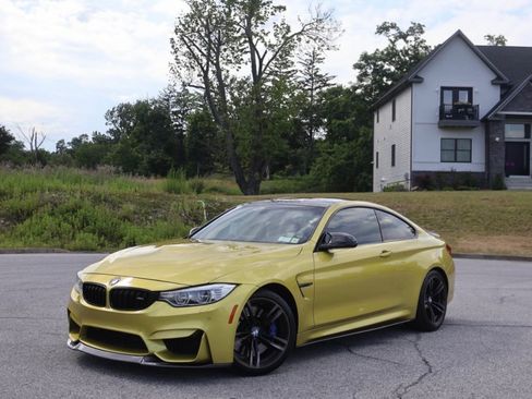 Used 2015 BMW M4 Coupe RWD image 1