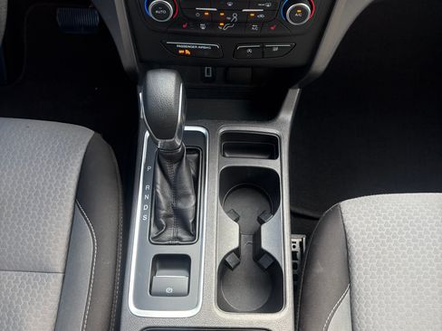 Used 2019 Ford Escape SE AWD/4WD image 8