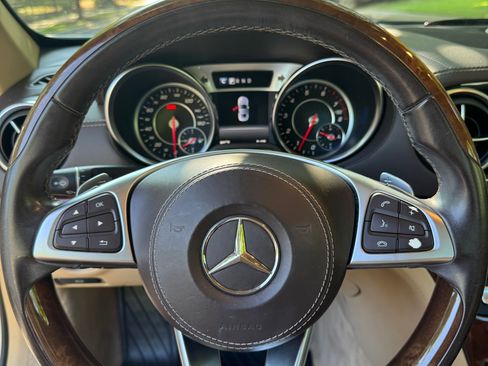 Used 2017 Mercedes-Benz SL 450 image 10