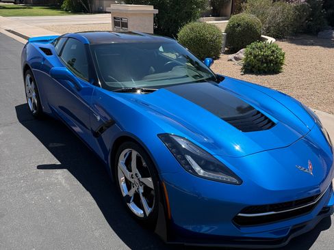 Used 2014 Chevrolet Corvette Stingray Coupe w/ 3LT Preferred Equipment Group RWD image 8