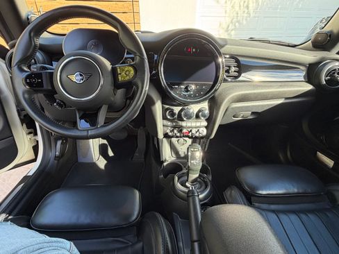 Used 2023 MINI Cooper S image 17