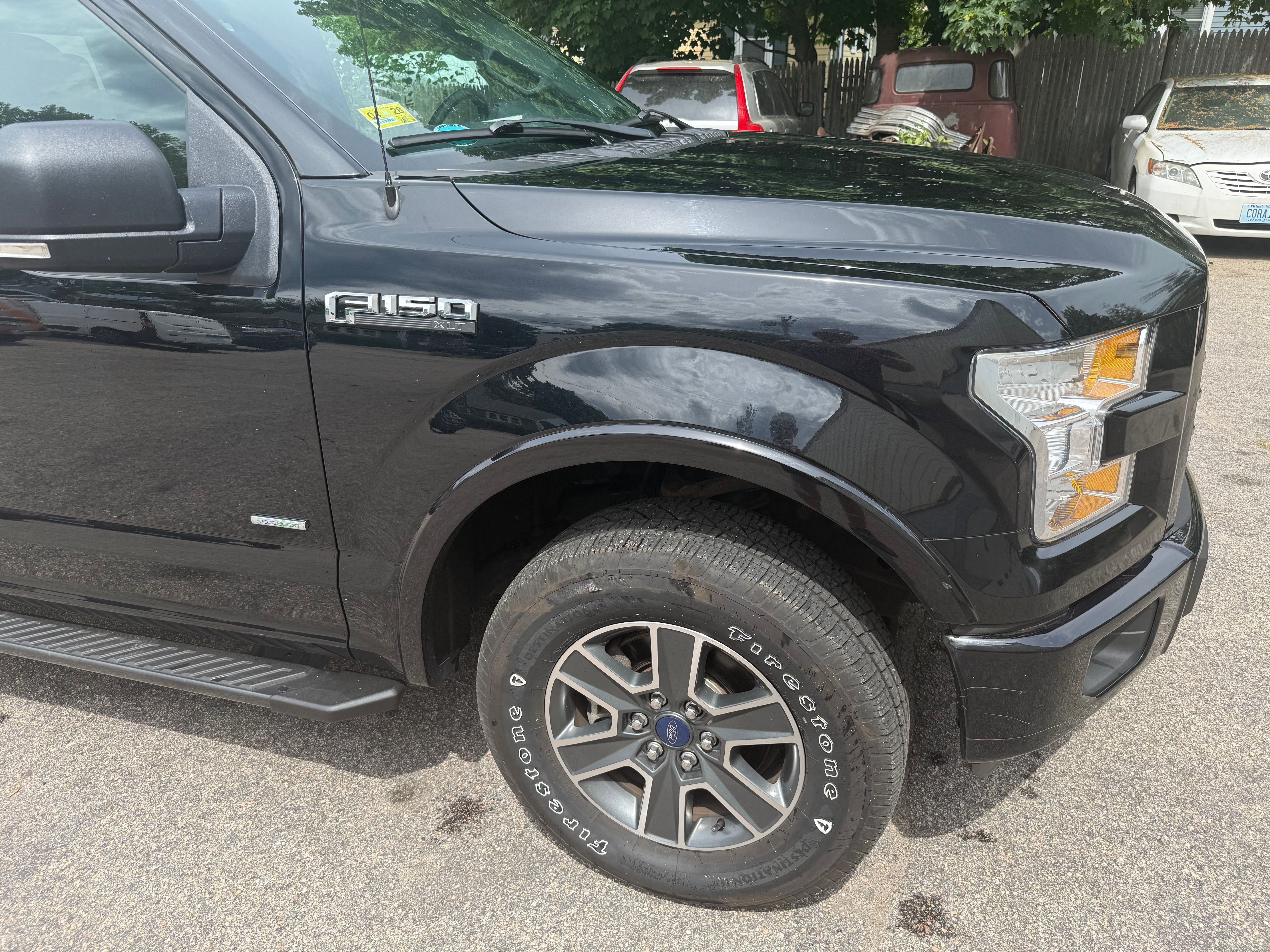 Used 2016 Ford F150 XLT w/ Equipment Group 302A Luxury AWD/4WD image 17