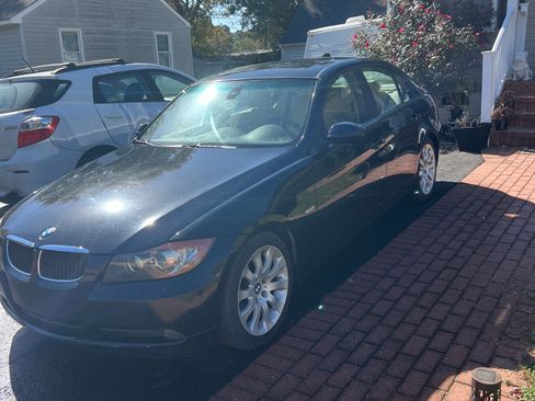 Used 2007 BMW 328xi Sedan image 2