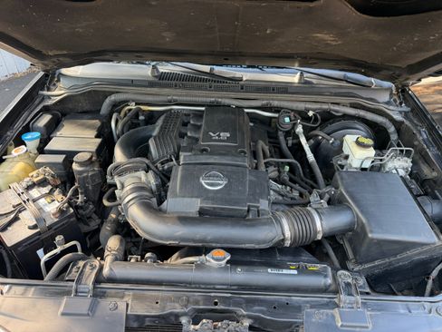 Used 2012 Nissan Pathfinder Silver RWD image 30