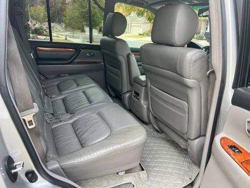 Used 2007 Lexus LX 470 470 Sport Utility 4D image 24