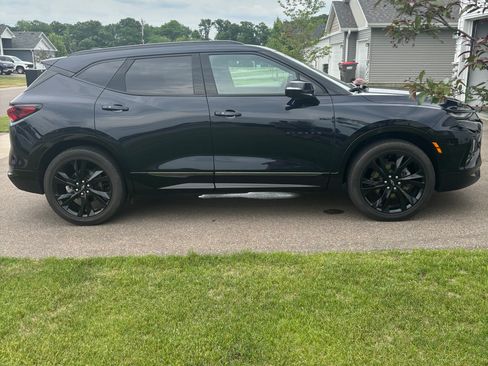 Used 2021 Chevrolet Blazer RS w/ Enhanced Convenience Package AWD/4WD image 2
