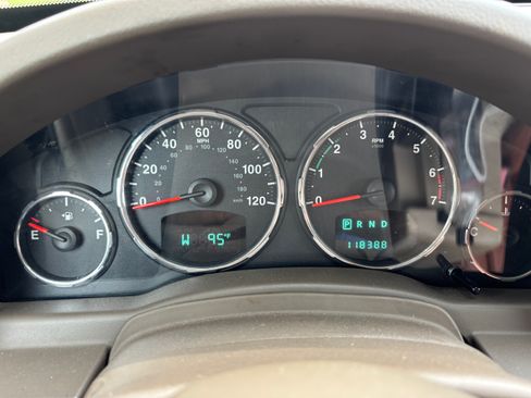 Used 2012 Jeep Liberty Sport w/ Popular Equipment Group RWD image 10
