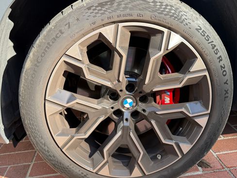 Used 2025 BMW X3 M50 w/ Premium Package image 17