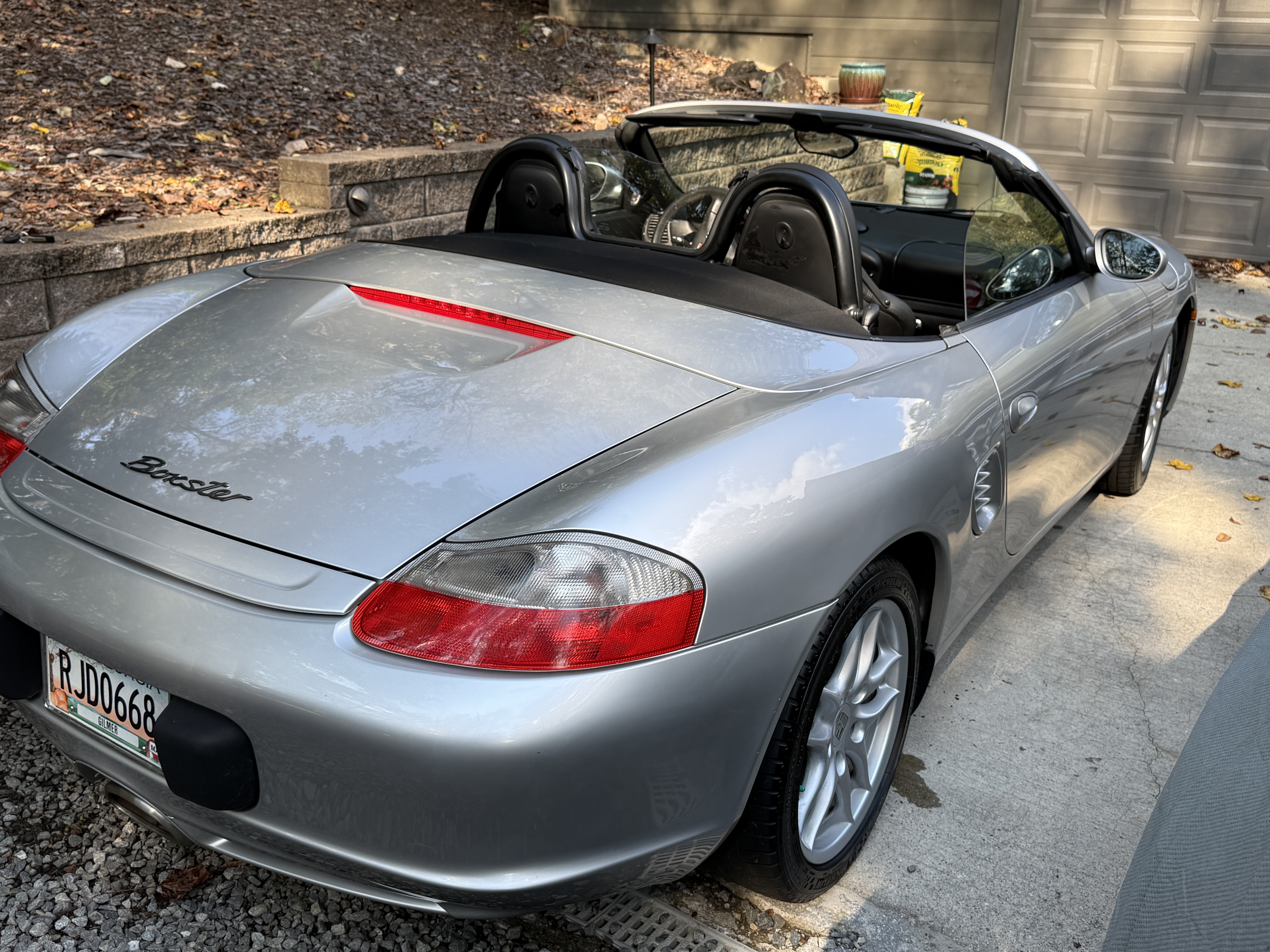 Used 2003 Porsche Boxster RWD image 4