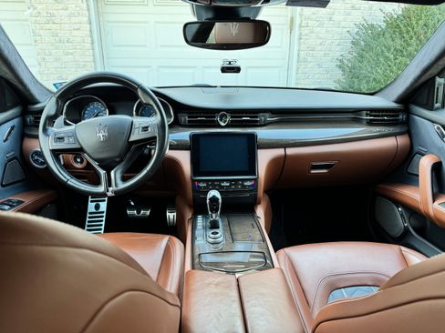 Used 2017 Maserati Quattroporte S GranLusso Q4 image 11