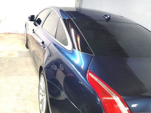 Used 2013 Jaguar XJ AWD image 20