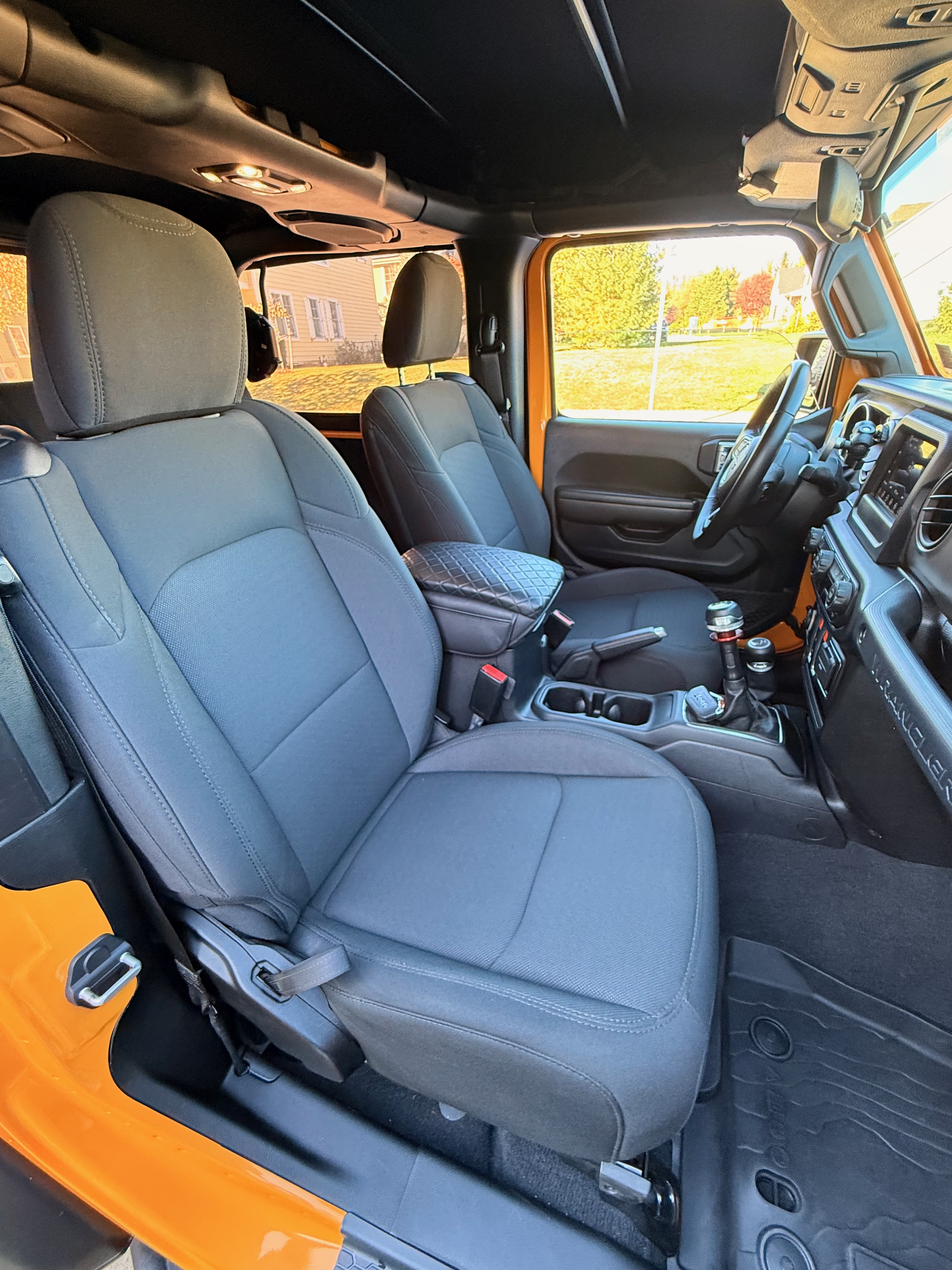 Used 2021 Jeep Wrangler Sport AWD/4WD image 23