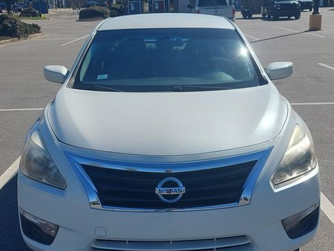 Used 2015 Nissan Altima 2.5 S w/ Power Driver Seat Package image 1