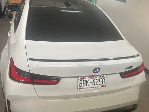 Used 2021 BMW M3 Competition image 4