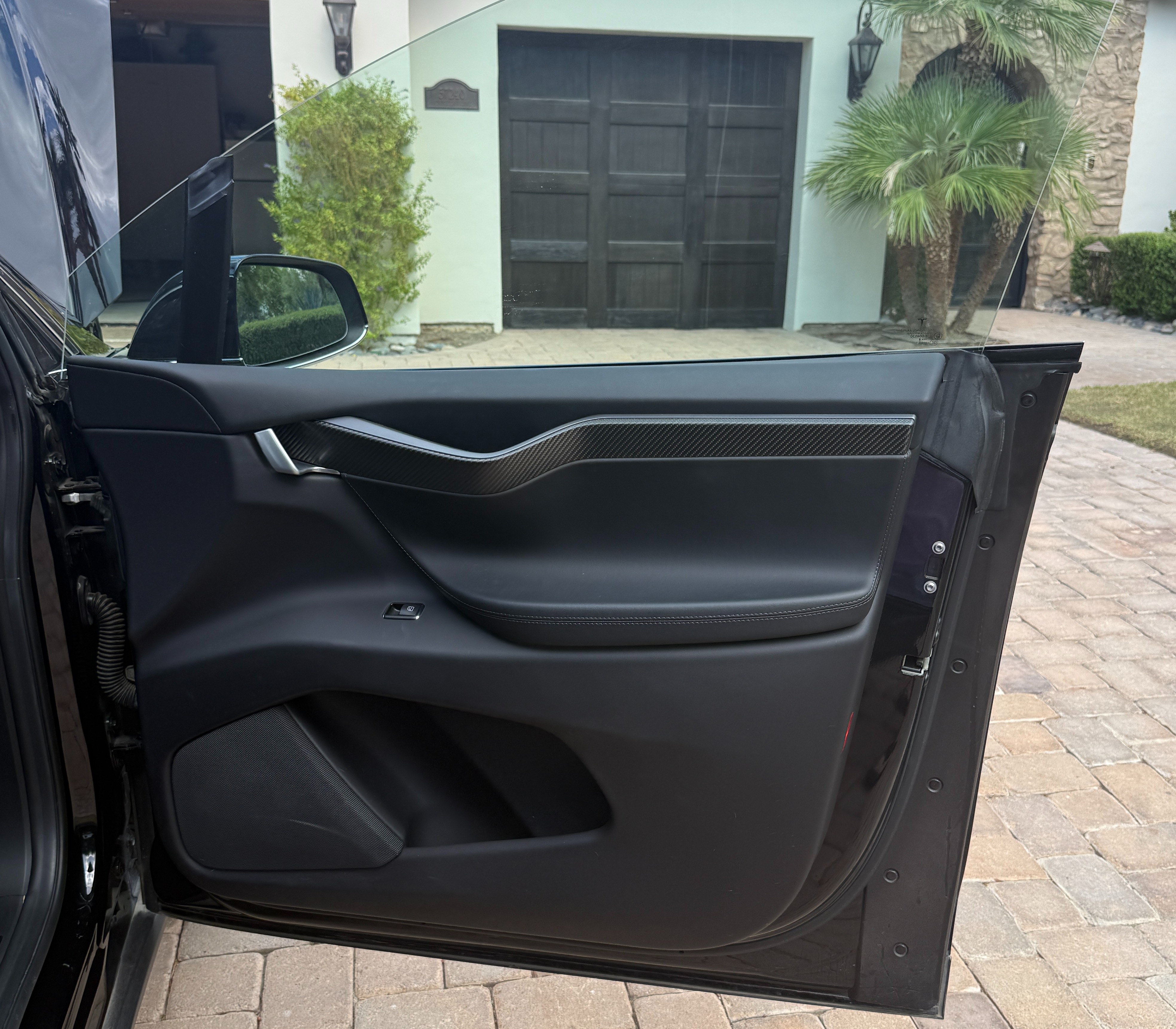 Used 2018 Tesla Model X 75D AWD/4WD image 18
