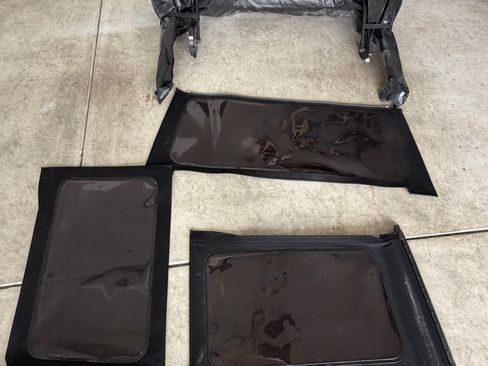 Used 2021 Jeep Wrangler Unlimited Sahara image 5