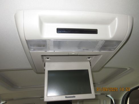 Used 2012 Chevrolet Silverado 1500 LTZ w/ LTZ White Diamond Edition image 14