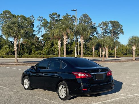 Used 2018 Nissan Sentra SV image 13