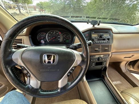 Used 2004 Honda Pilot EX image 10