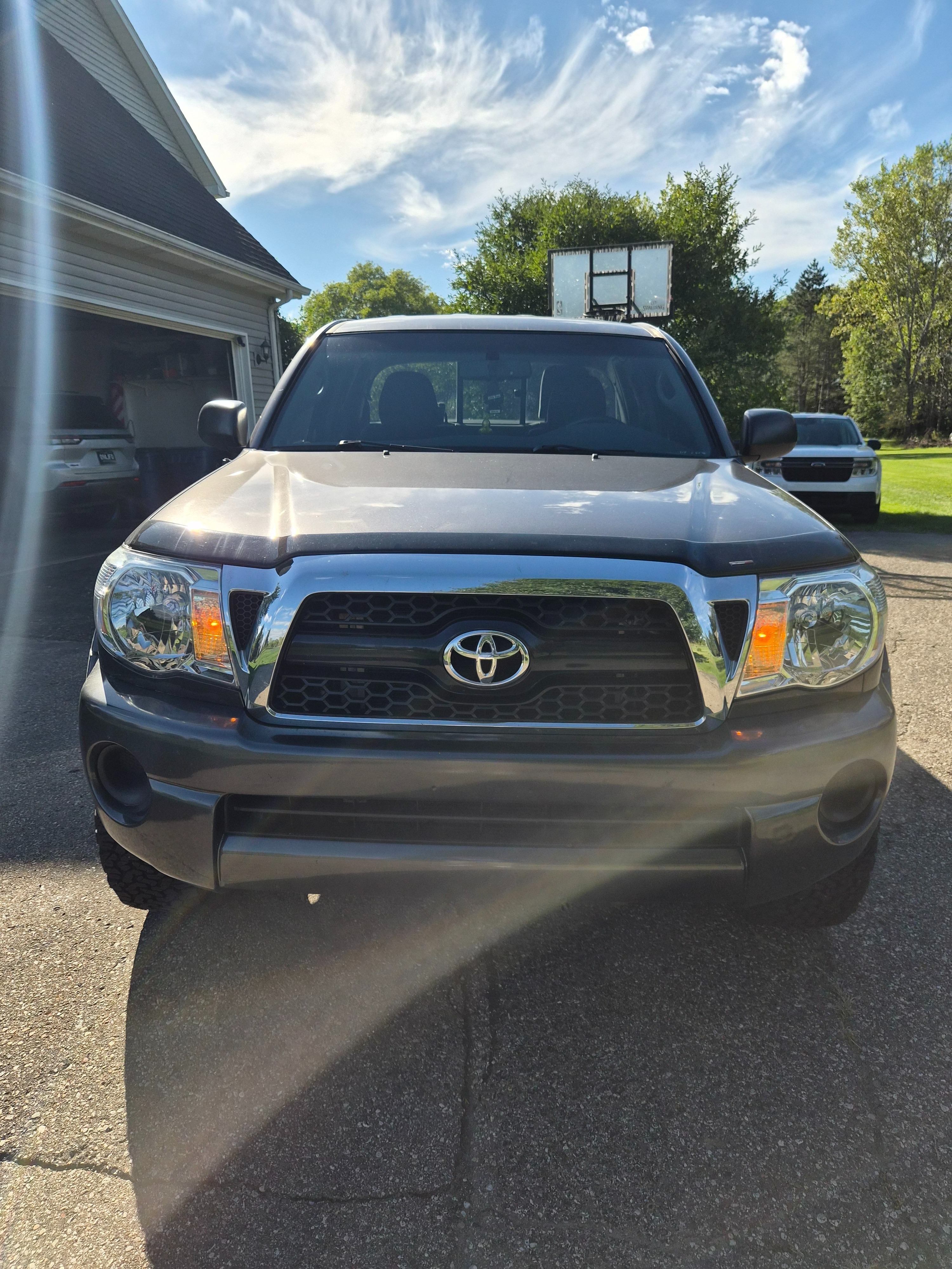 Used 2011 Toyota Tacoma 4x4 Access Cab w/ SR5 Pkg #2 image 1