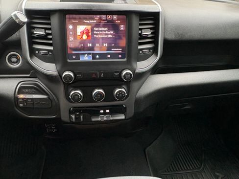 Used 2022 RAM 3500 Big Horn image 10