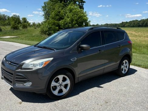 Used 2015 Ford Escape SE w/ Equipment Group 201A FWD image 6