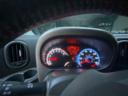 Used 2012 Nissan Cube 1.8 S w/ Indigo Limited Edition Pkg image 6