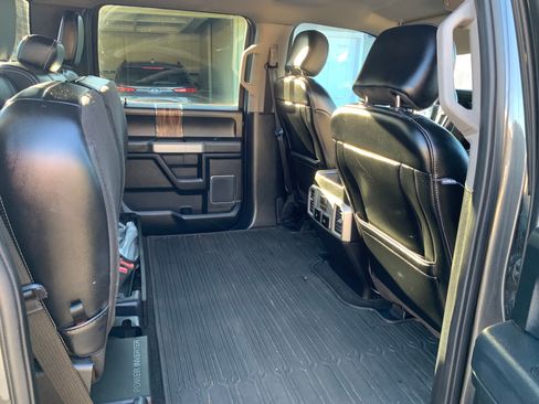 Used 2019 Ford F150 Lariat w/ Equipment Group 502A Luxury image 21