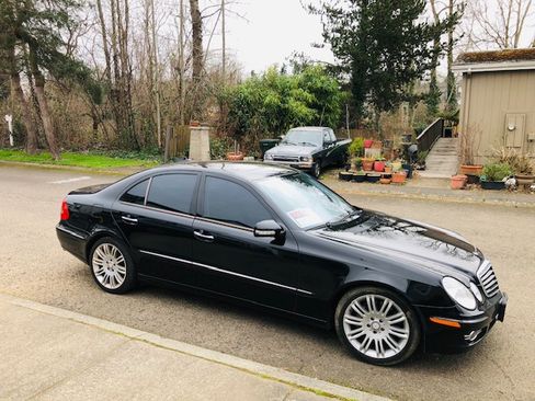 Used 2008 Mercedes-Benz E 350 Sedan image 8