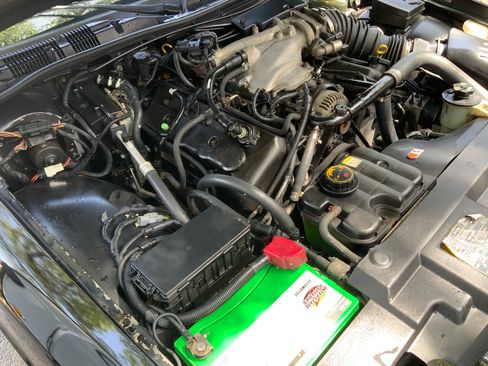 Used 2003 Mercury Marauder Sedan 4D image 12