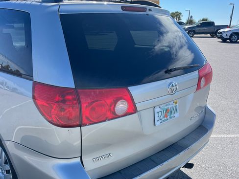 Used 2008 Toyota Sienna LE image 12