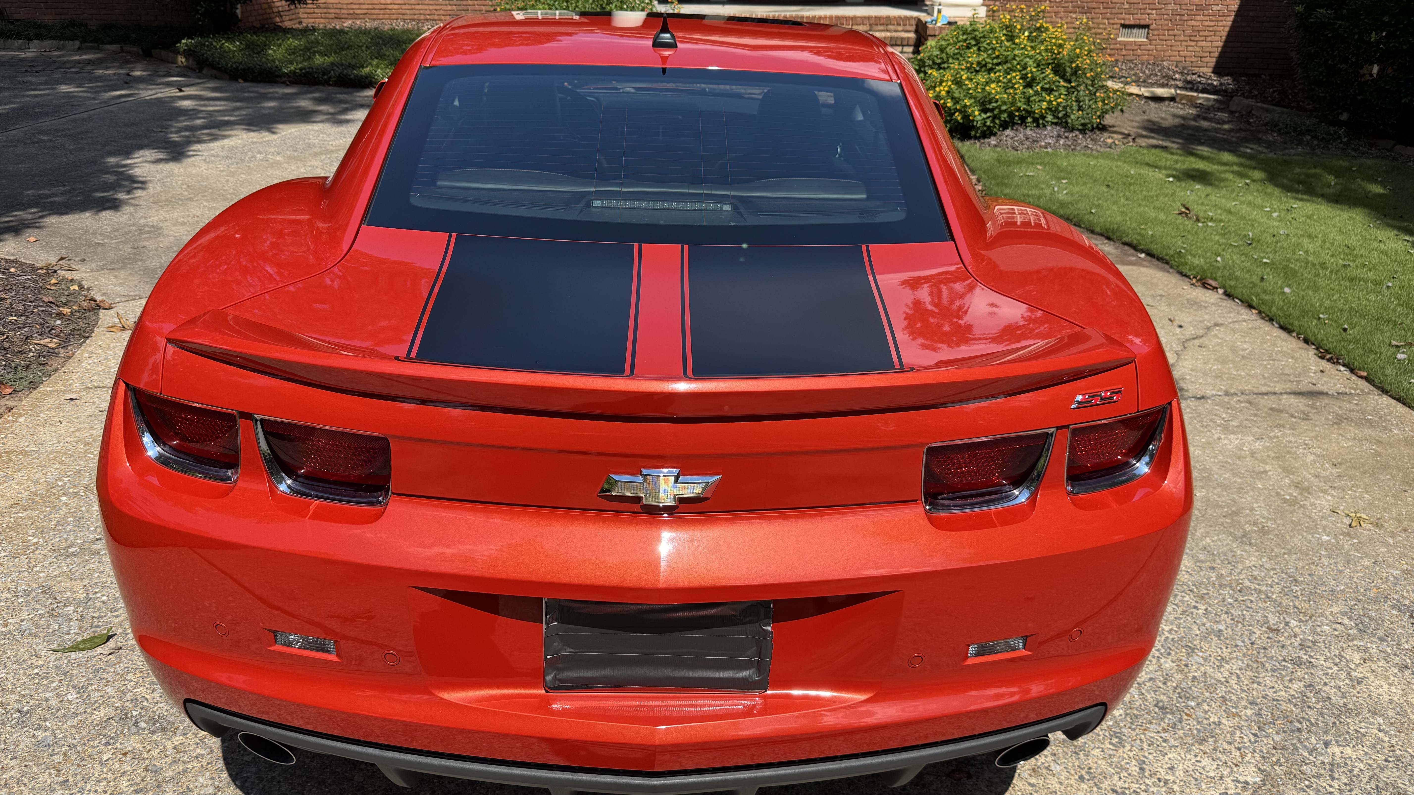 Used 2010 Chevrolet Camaro SS w/ RS Package RWD image 9