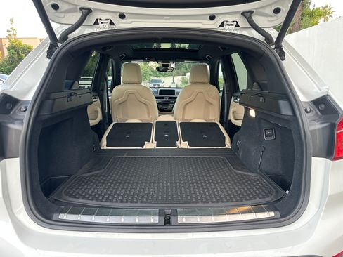 Used 2017 BMW X1 xDrive28i image 10